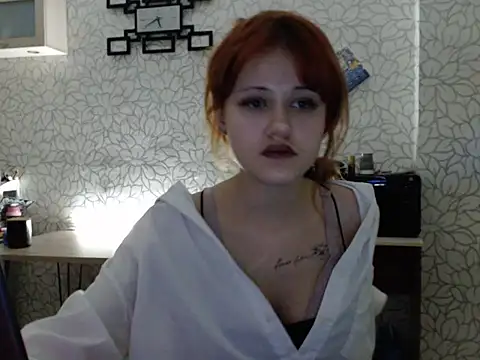 Snapshot of SolarAdrienne chatting on 02-15-26, 02:58 SolarAdrienne online show from 02-15-26, 02:58