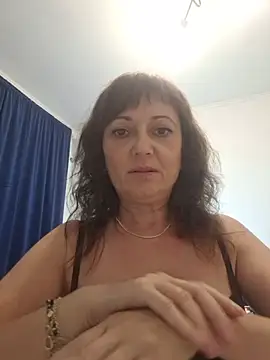 Snapshot of SaraGina chatting on 07-14-26, 08:58 SaraGina online show from 07-14-26, 08:58