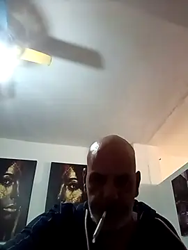 Snapshot of Milwokee chatting on 02-22-26, 12:34 Milwokee online show from 02-22-26, 12:34