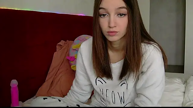 CandySurprise19 online show from 04-10-26, 07:46