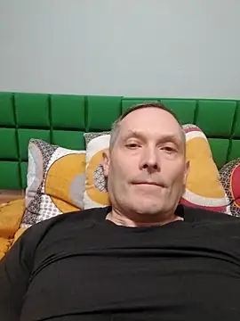 HornyYaro76 online show from 04-26-26, 12:47