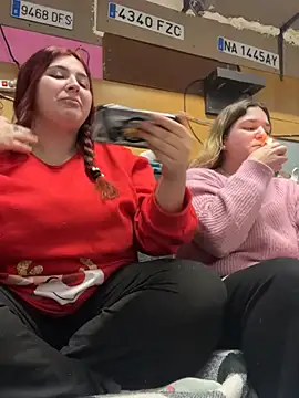 Sandragll online show from 03-06-26, 08:05