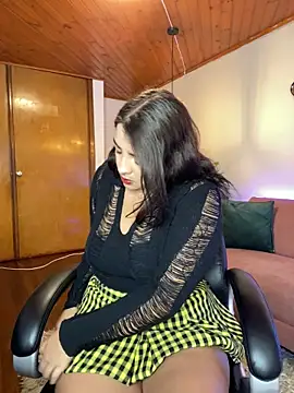 Snapshot of Midary_pink chatting on 02-16-26, 07:54 Midary pink online show from 02-16-26, 07:54