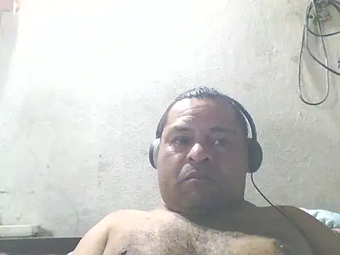 DesexedCooler online show from 06-17-26, 11:16