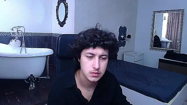 Snapshot of GriffinDane chatting on 02-24-26, 08:01 GriffinDane online show from 02-24-26, 08:01