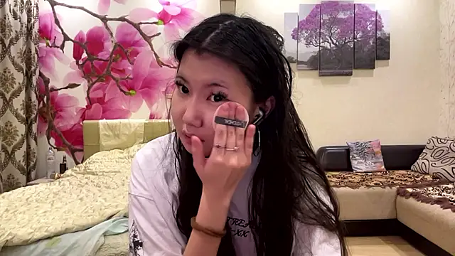 MaeRaads online show from 03-05-26, 06:26