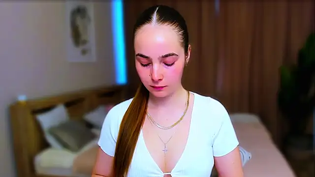 Maddy Wood  online show from 04-05-26, 11:18