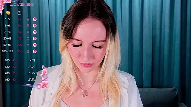 AshleyySchwartz online show from 03-25-26, 02:34