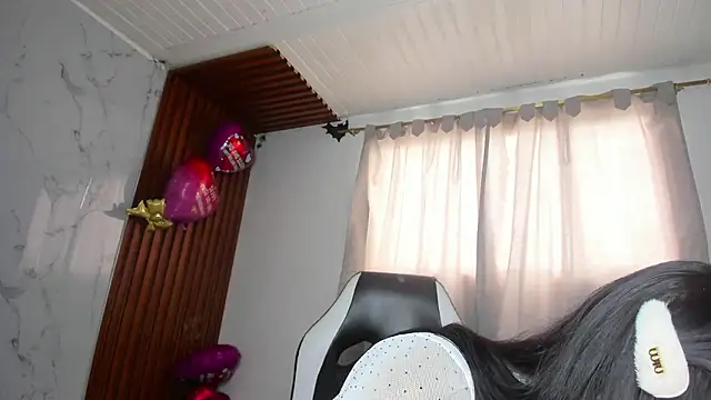 adhara  messY online show from 03-12-26, 04:35