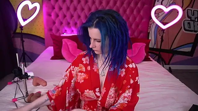 Snapshot of AlisaGracee chatting on 07-10-26, 05:34 AlisaGracee online show from 07-10-26, 05:34