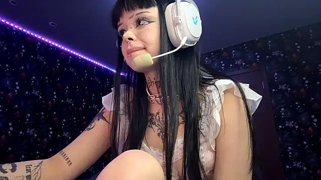 Snapshot of Luna_Sohotti chatting on 02-28-26, 03:24 Luna Sohotti online show from 02-28-26, 03:24