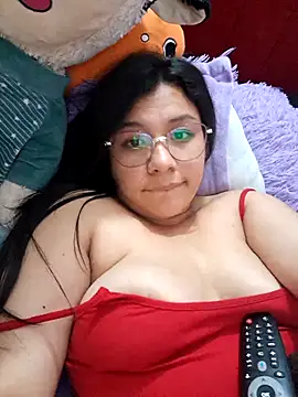 Snapshot of belen_green chatting on 04-23-26, 12:23 belen green online show from 04-23-26, 12:23