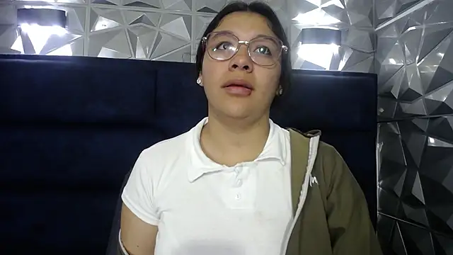 Snapshot of belen_green chatting on 05-16-26, 01:32 belen green online show from 05-16-26, 01:32