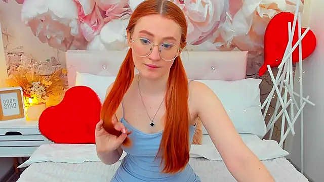 Snapshot of TinaHarp chatting on 02-21-26, 09:10 TinaHarp online show from 02-21-26, 09:10