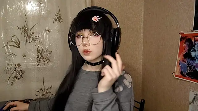 Snapshot of MilaTyan chatting on 03-03-26, 04:13 MilaTyan online show from 03-03-26, 04:13