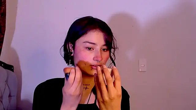 Lili  Clan online show from 02-25-26, 01:32