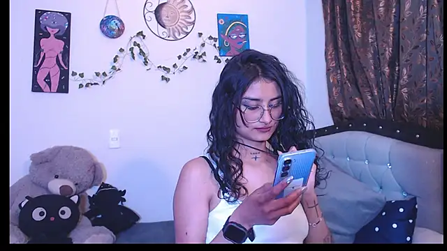Lili  Clan online show from 06-24-26, 02:43
