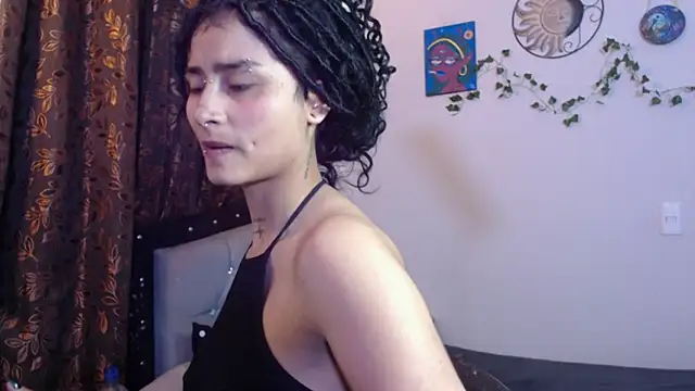 Lili  Clan online show from 07-12-26, 05:31