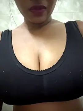 Snapshot of Cute-aryaa chatting on 02-21-26, 09:54 Cute-aryaa online show from 02-21-26, 09:54