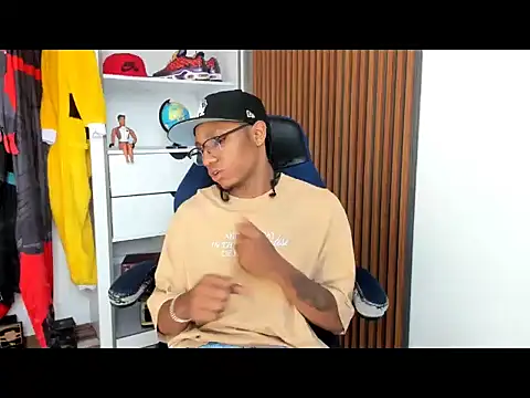 yandi hot online show from 02-26-26, 02:27