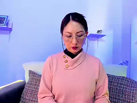 Snapshot of evelyn_miller___ chatting on 02-23-26, 07:11 evelyn miller online show from 02-23-26, 07:11