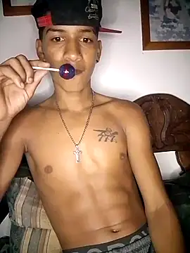 Snapshot of dan30_cm chatting on 02-26-26, 05:17 dan30 cm online show from 02-26-26, 05:17