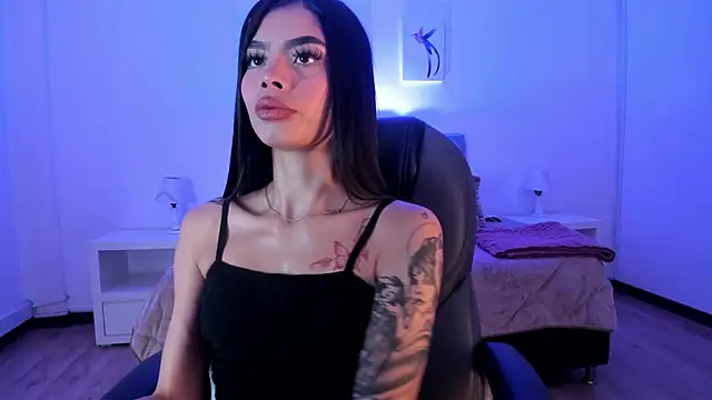 Snapshot of GuggaHell chatting on 02-24-26, 12:47 GuggaHell online show from 02-24-26, 12:47