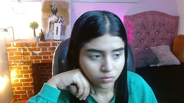 mila quin online show from 04-05-26, 12:57