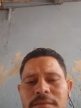 Snapshot of euchapo99 chatting on 05-23-26, 01:15 euchapo99 online show from 05-23-26, 01:15