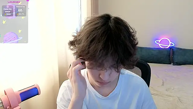  LukaHayes  online show from 04-09-26, 12:32