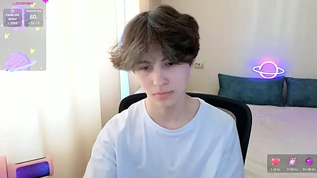  LukaHayes  online show from 04-20-26, 12:19