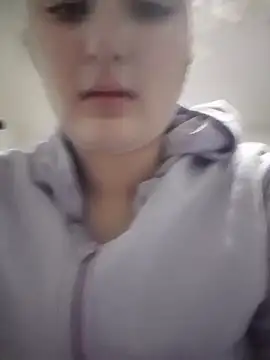 zoe moon   online show from 03-29-26, 11:54