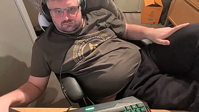 Snapshot of hainorswe chatting on 02-26-26, 11:48 hainorswe online show from 02-26-26, 11:48