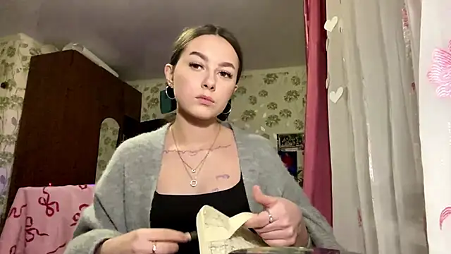 StephaniCute online show from 03-04-26, 03:07