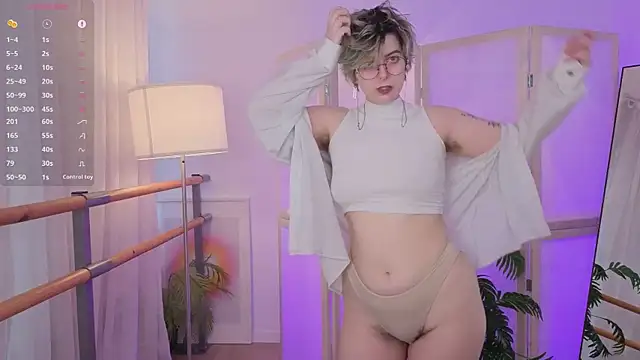 Snapshot of SpiderrArti chatting on 02-22-26, 06:24 SpiderrArti online show from 02-22-26, 06:24