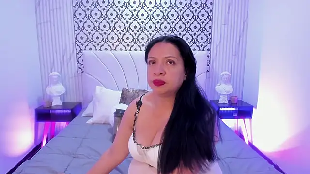 Snapshot of Renatta_Milly chatting on 02-19-26, 03:13 Renatta Milly online show from 02-19-26, 03:13