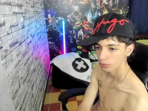 Snapshot of wex_077 chatting on 02-28-26, 01:39 wex 077 online show from 02-28-26, 01:39