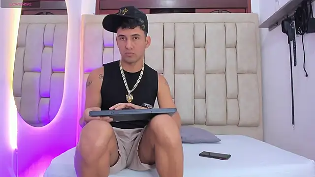 STEVEN OS online show from 05-17-26, 02:31