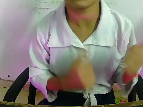 Snapshot of Hotsurbhi chatting on 03-14-26, 03:56 Hotsurbhi online show from 03-14-26, 03:56