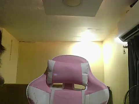 Luna Moonfang online show from 04-14-26, 03:51