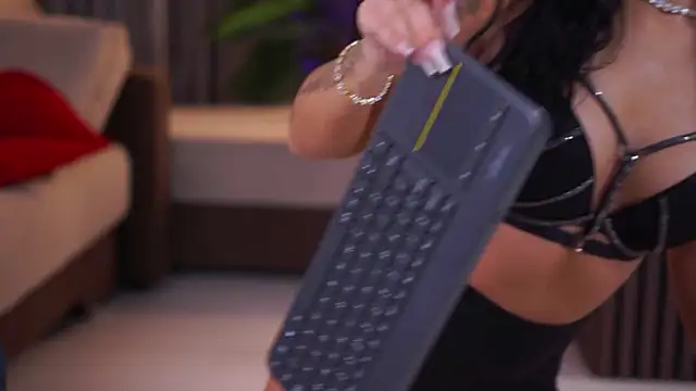 Snapshot of YanaSultana chatting on 03-16-26, 09:13 YanaSultana online show from 03-16-26, 09:13