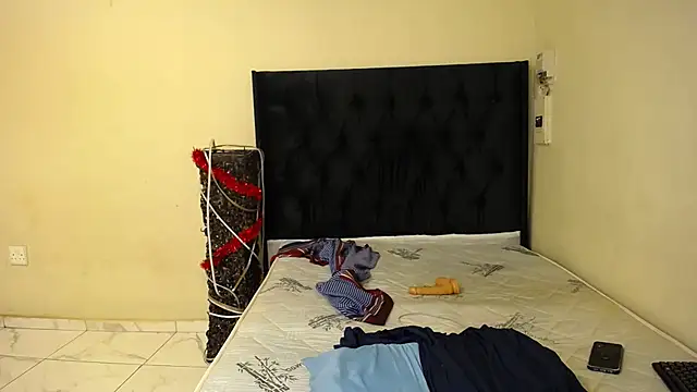 Snapshot of sexydiamond15 chatting on 02-24-26, 12:52 sexydiamond15 online show from 02-24-26, 12:52