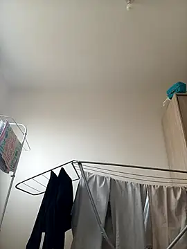 Snapshot of thom7246 chatting on 02-19-26, 11:17 thom7246 online show from 02-19-26, 11:17