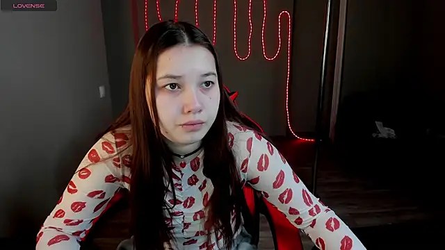 Snapshot of KatrineEvvans chatting on 02-25-26, 06:34 KatrineEvvans online show from 02-25-26, 06:34