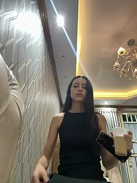 Snapshot of violetta_cutest_ chatting on 03-31-26, 11:10 violetta cutest online show from 03-31-26, 11:10