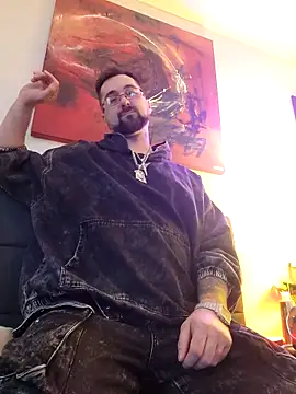 LargeLith online show from 04-07-26, 09:26