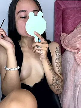 Sofia-squir online show from 04-15-26, 12:12