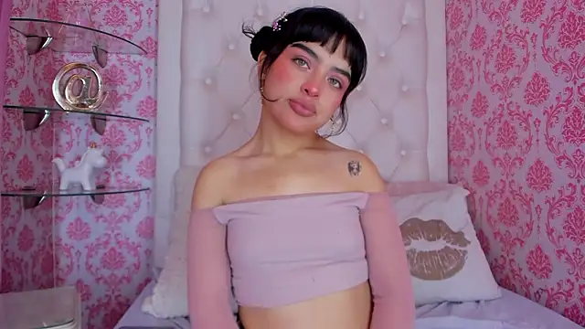 Snapshot of Mai_Rouse chatting on 02-18-26, 12:34 Mai Rouse online show from 02-18-26, 12:34