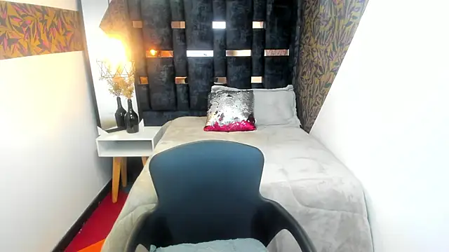 Snapshot of Sofi_Blake__ chatting on 04-01-26, 12:28 Sofi Blake online show from 04-01-26, 12:28