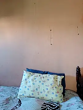 Snapshot of indianstrawberrylips4u chatting on 02-26-26, 06:34 indianstrawberrylips4u online show from 02-26-26, 06:34